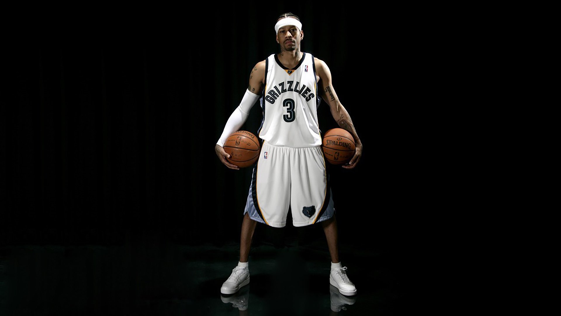 广东队在关键时刻打出一波流掌控比赛，广东队打法